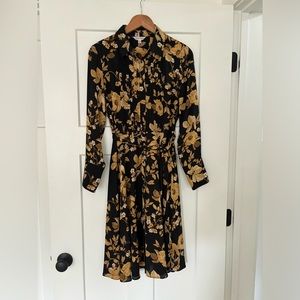 Woman’s Nanette Lenore Dress Size 4